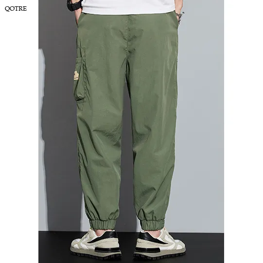 Elasticity Multi-Pocket Zipper Tapered Pants