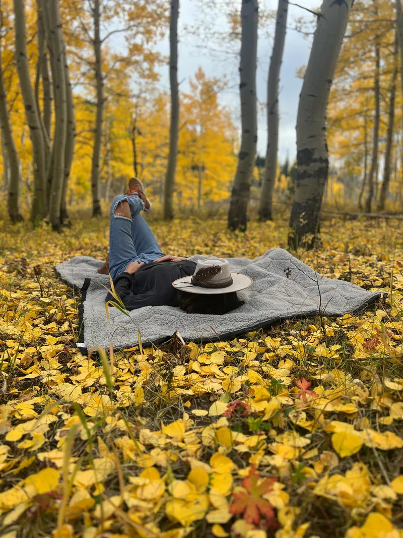 Freespirit Recreation Anywhere Poncho/Puff Blanket