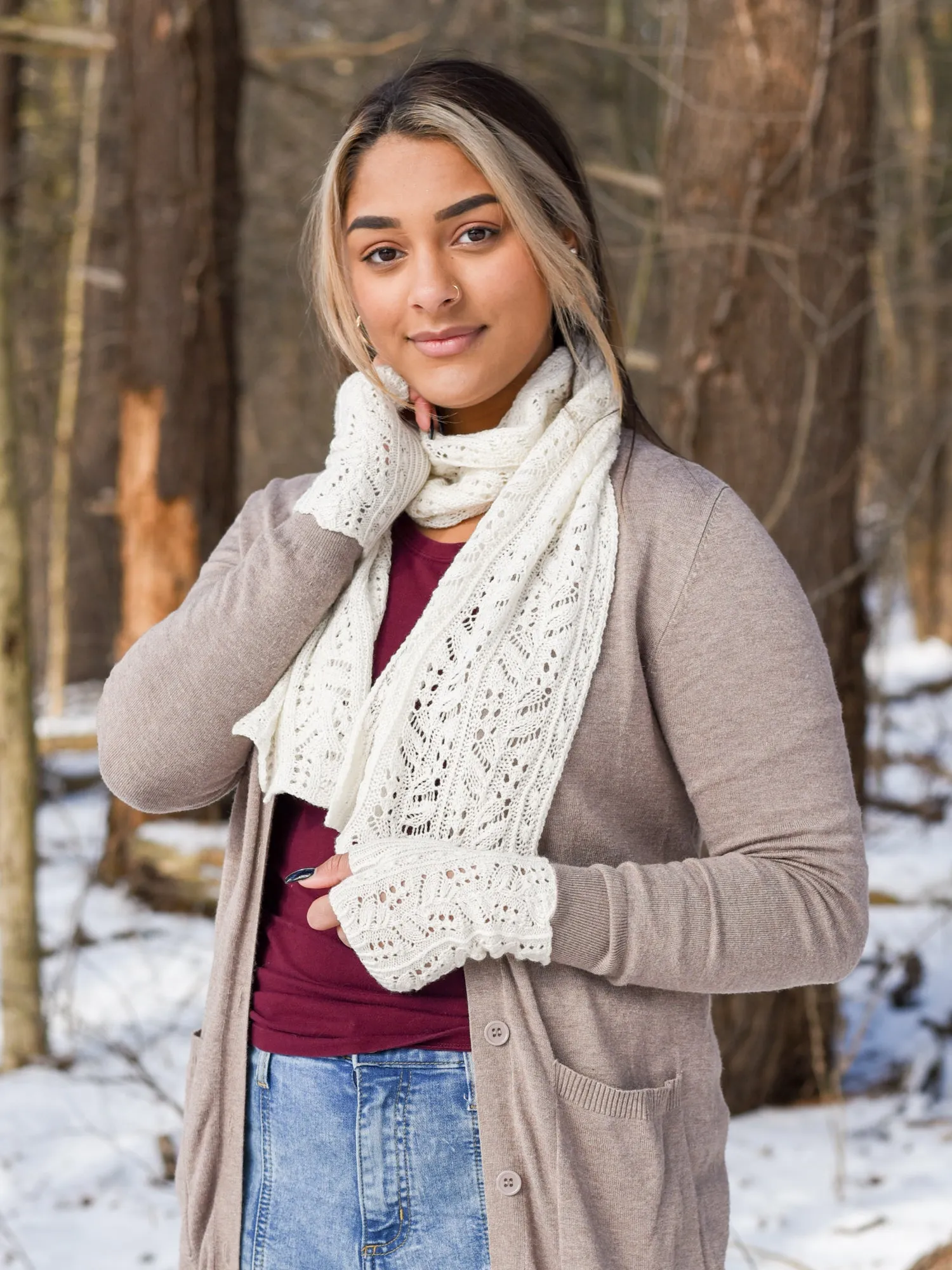 Higan Fingerless Mitts <br/><small>knitting pattern</small>