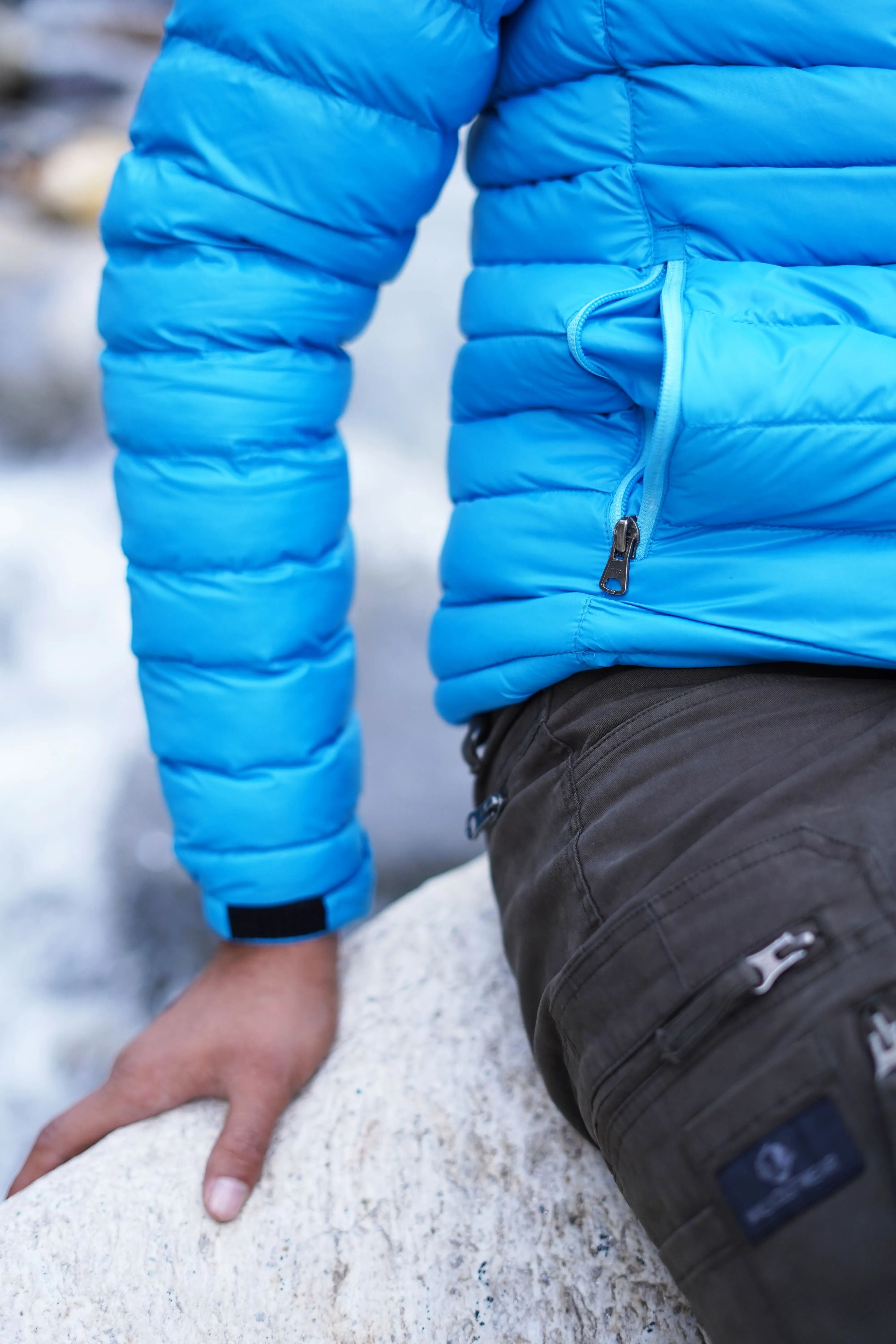 JAG Mt. Elbrus Quilted Snow Jacket | Minus 10 Jacket | Super Soft Nylon Fabric | Ultra Light Series | Ice Blue