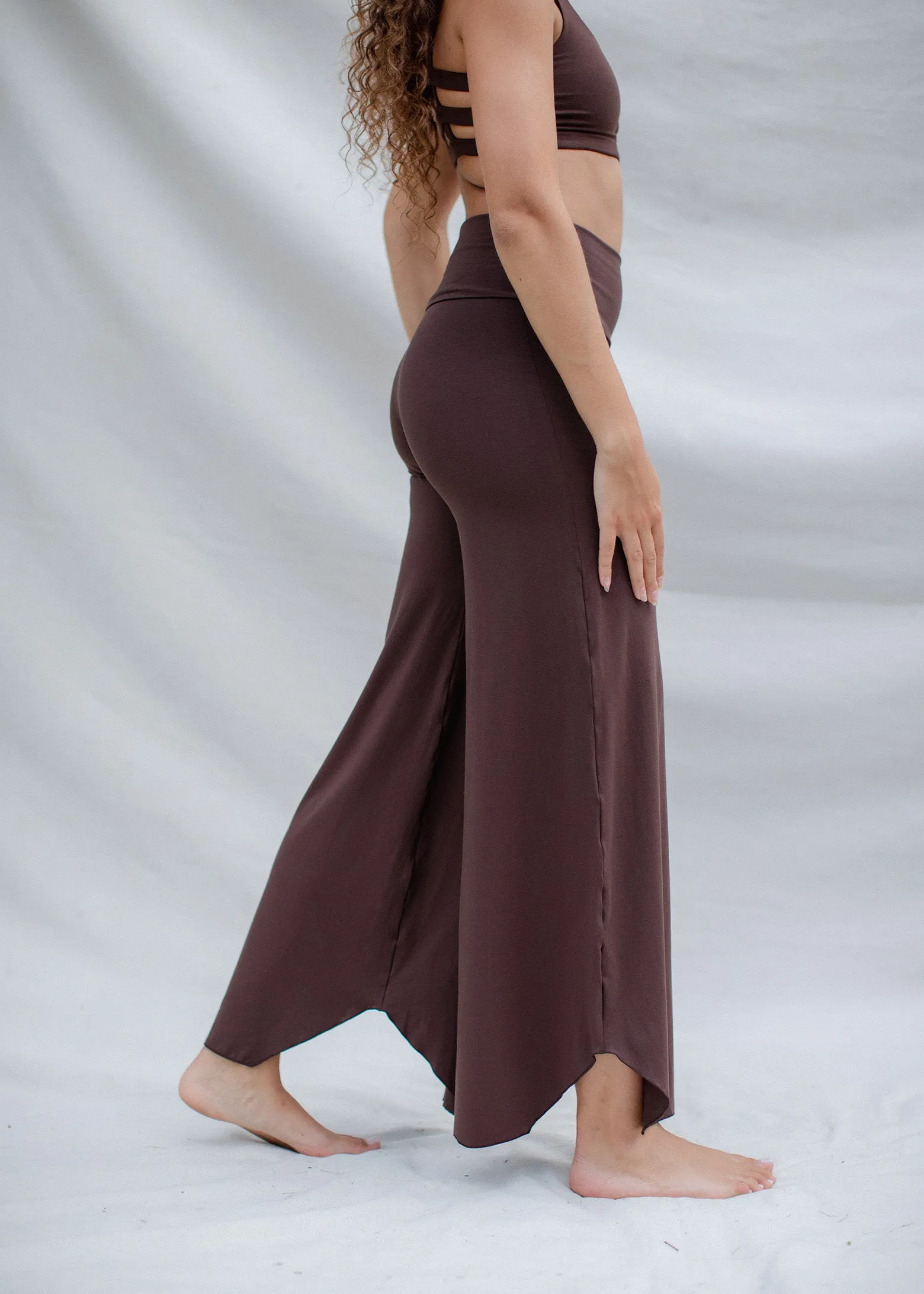 Layla Flares Carob - Tall