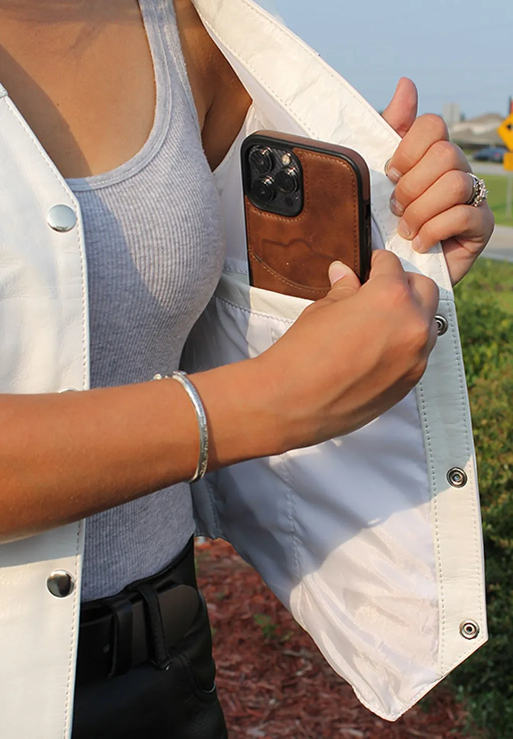 Long Ladies White Leather Vest #VL1227W