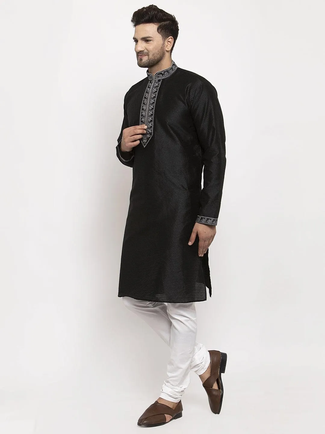 Men's Black Yoke Design Solid Kurta With White Churidaar Pyjama - Benstoke