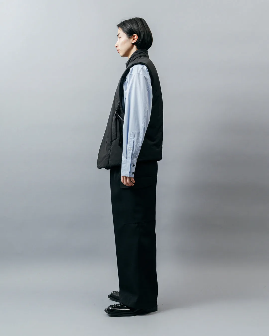 MICROFIBER TWILL PUFFER TAILORED VEST .10【BLACK】