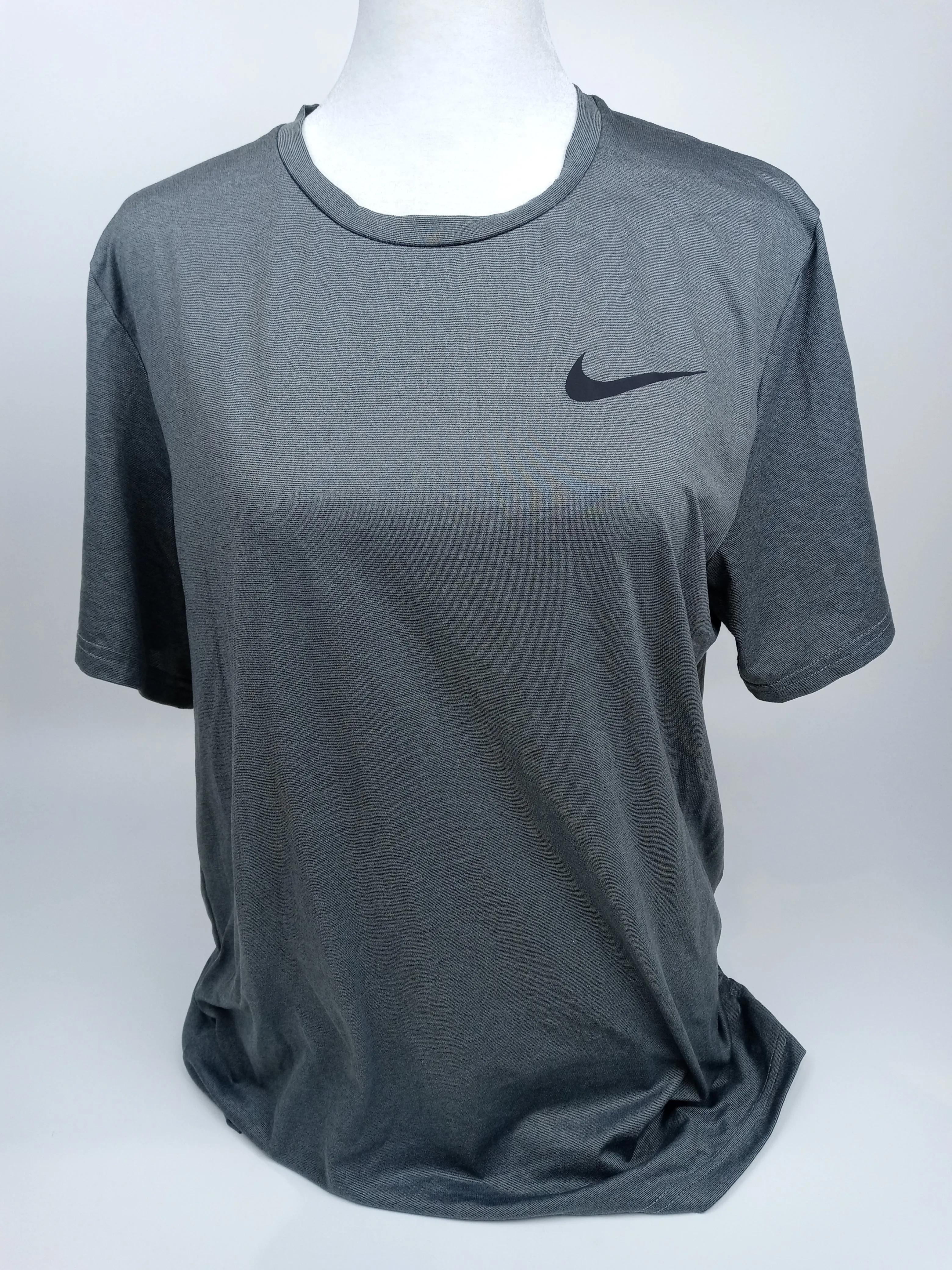 Nike Pro Dri FIT Men's Short Sleeve Top Size Small T-Shirts