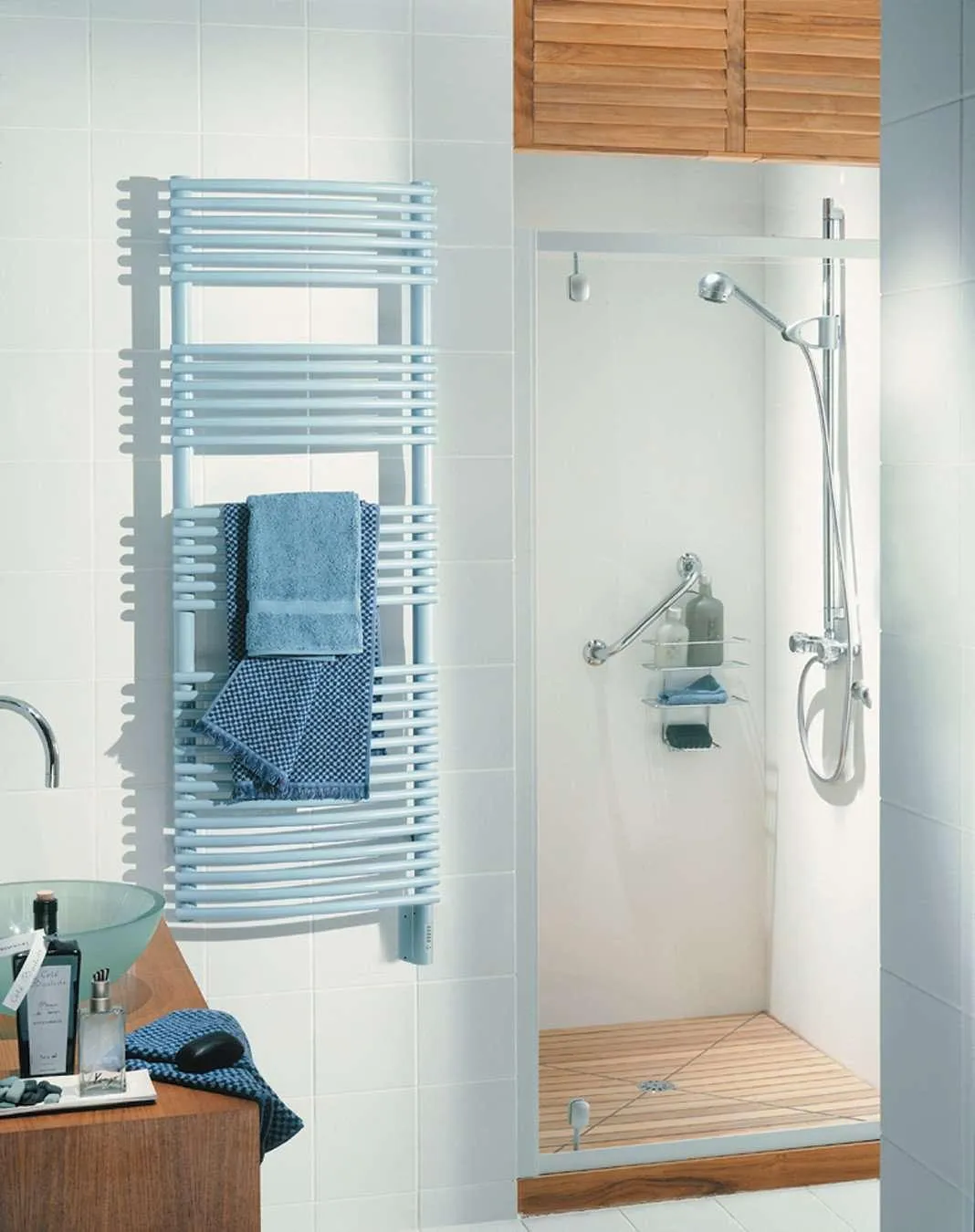 Runtal Solea STRED-3420 Hardwired Mounted Towel Warmer - 19.7"w x 33.8"h