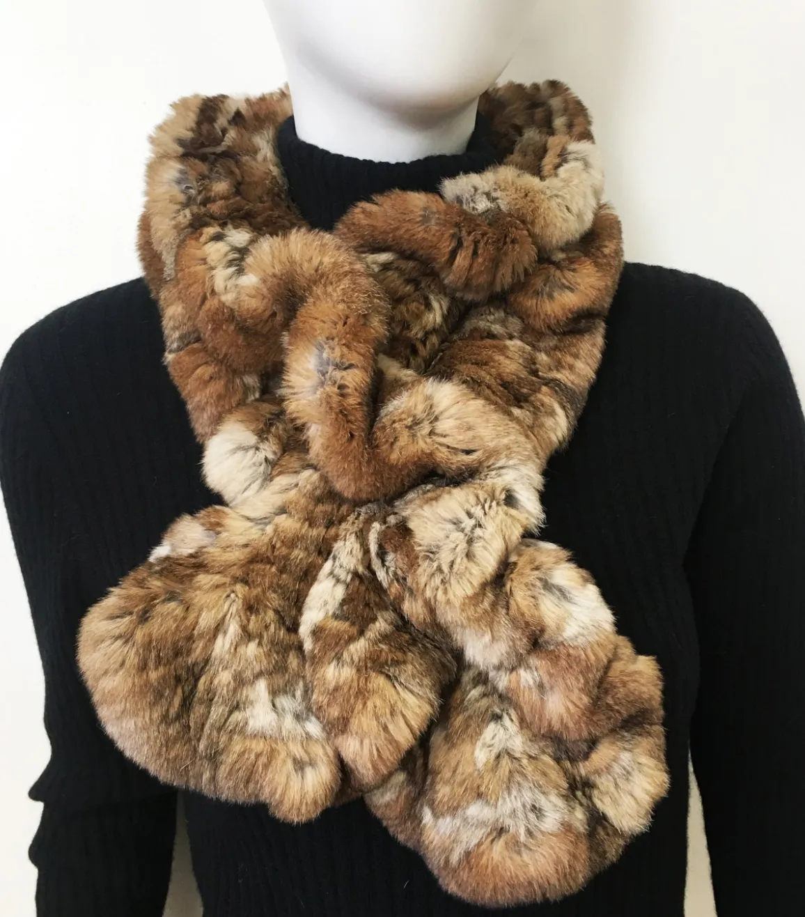 Scarf, Pull Through in Genuine Rex Rabbit Fur - Linda Richards - Style RX39