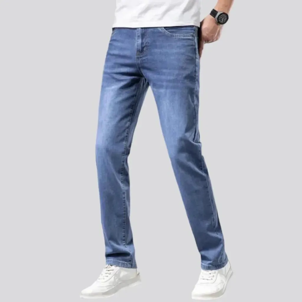 Tapered men's thin jeans